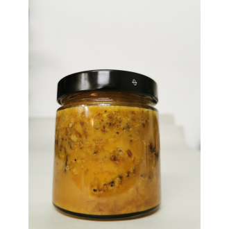 Naive Raw med (s pláství a včelami) 460g