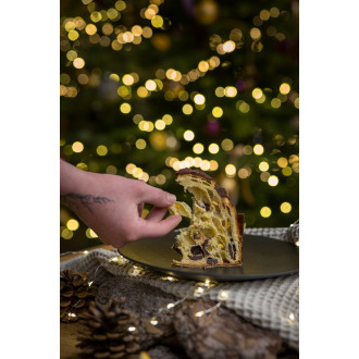 ŘEMESLNÝ PANETTONE AMBROSIAS