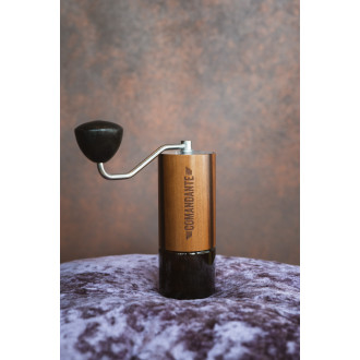 Mlýnek Comandante C40 MK4 Nitro Blade Liquid Amber